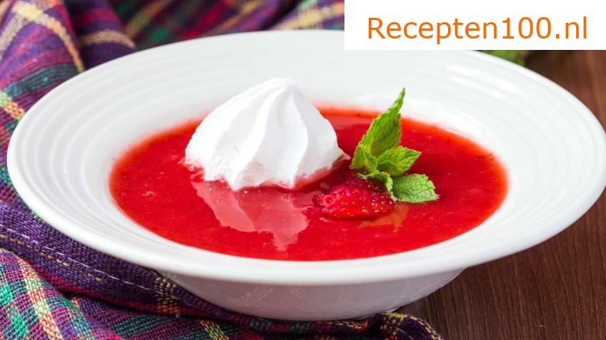 Aardbeien gazpacho