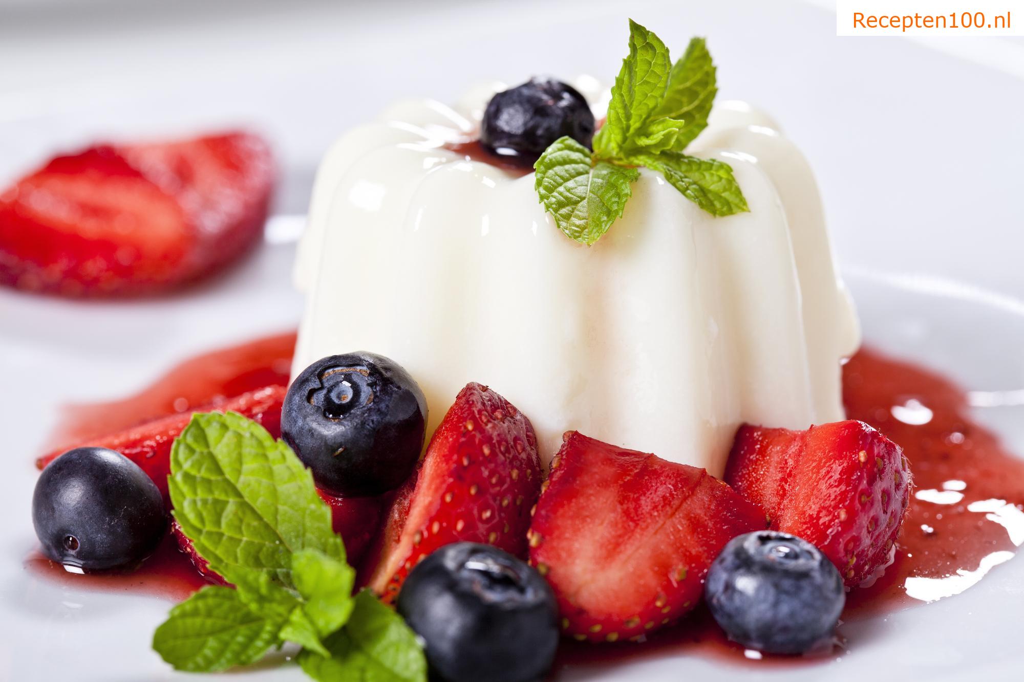 Aardbeien panna cotta