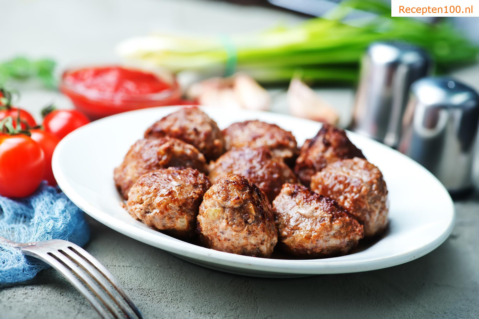 Gehaktballetjes in rijst