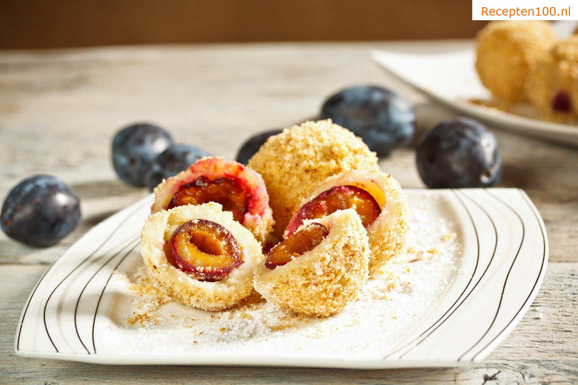 Gevulde fruit dumplings