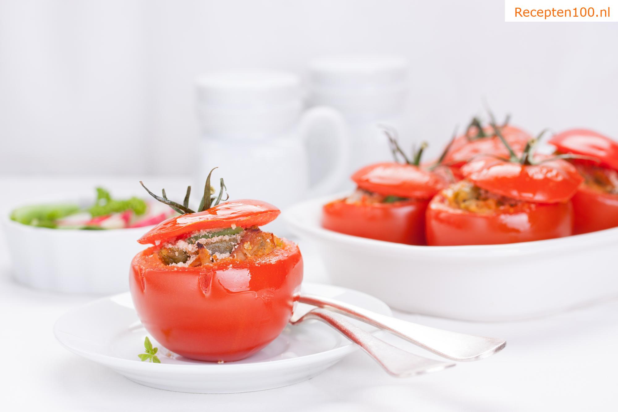 Geweldige gevulde tomaten