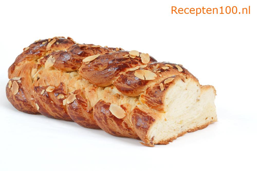 Kerststol met kwark en room zonder rijzen