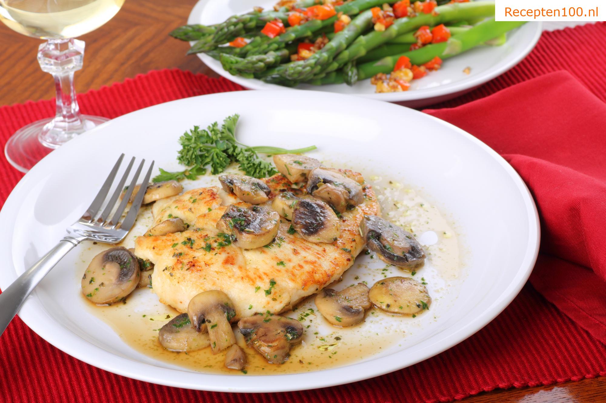 Kip naturel schnitzel met spek en champignons