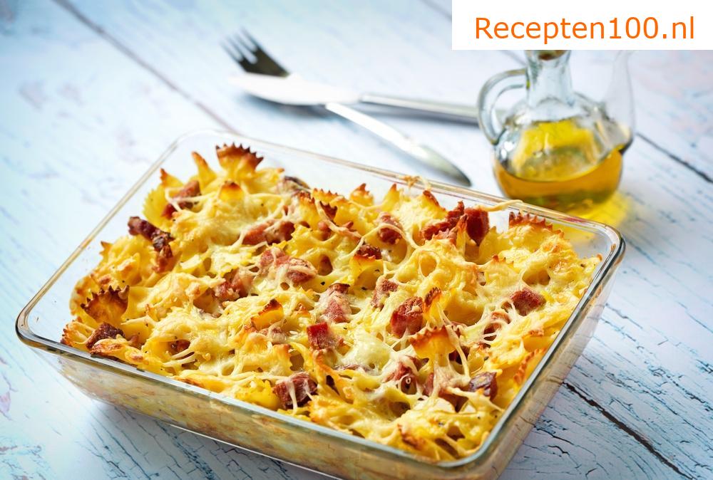 Ovengebakken pasta met gerookt vlees