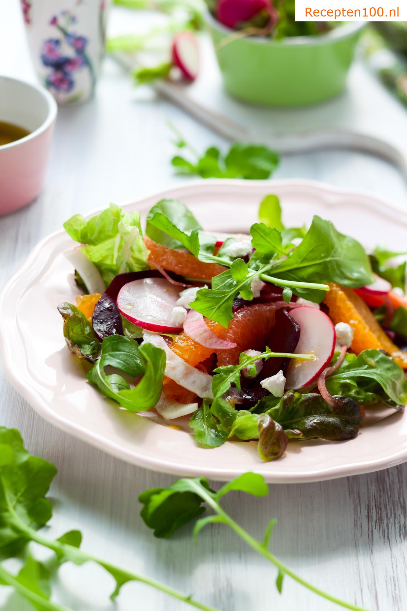 Pikante koolsalade met fruit