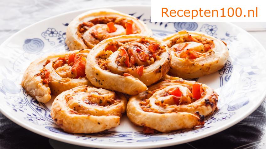 Pizzarolletjes van zelfgemaakt deeg