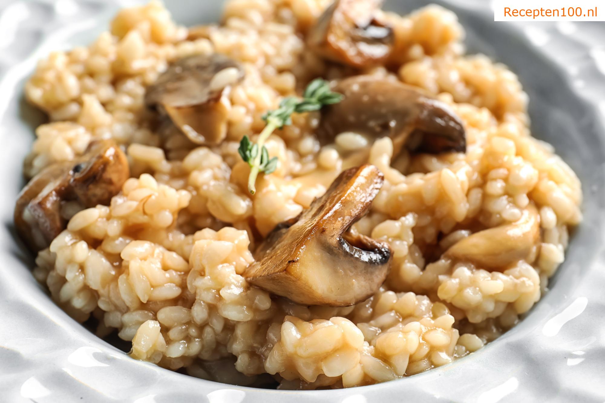 Risotto met courgette en champignons