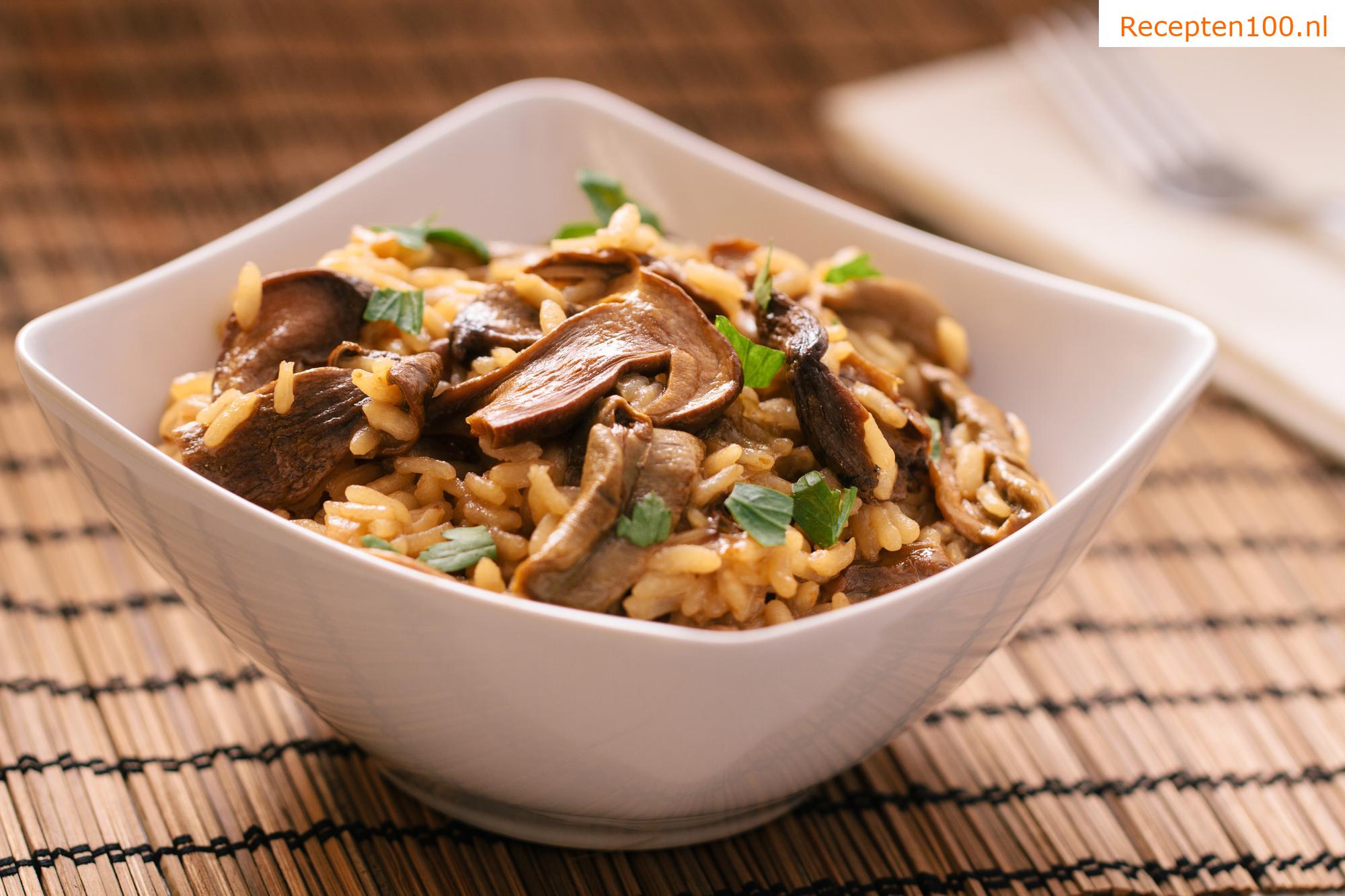 Romige risotto met champignons en Parmezaanse kaas
