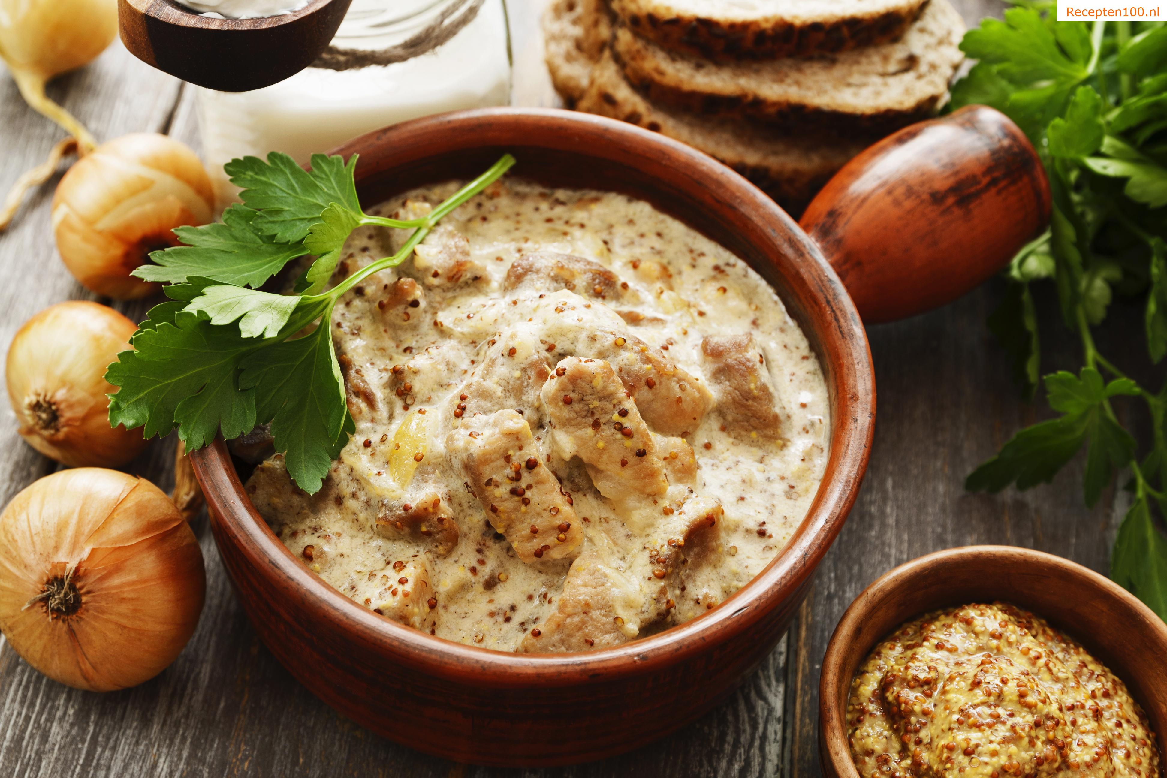 Spaans varkensvlees in romige saus